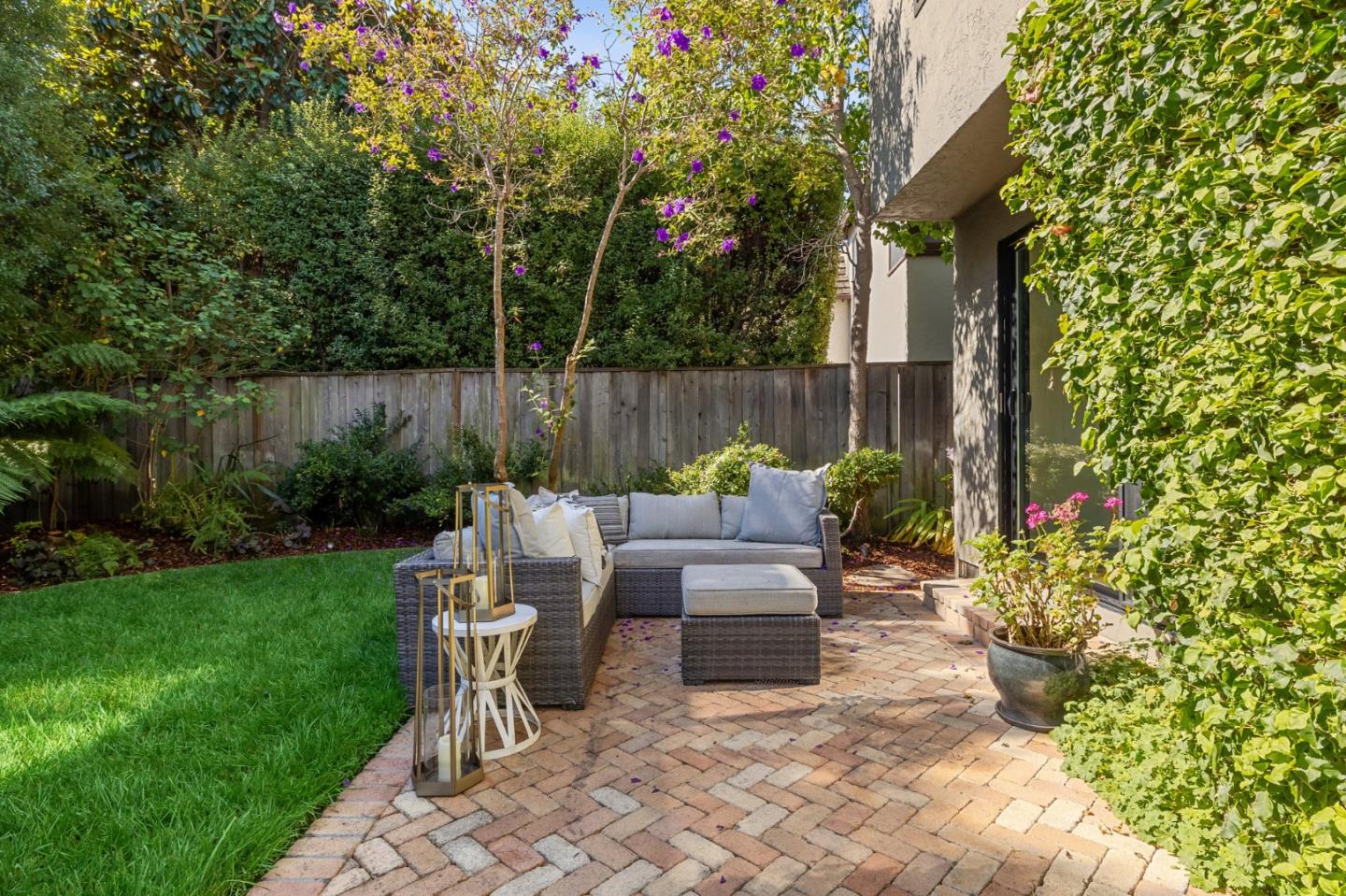 47 El Cerrito Avenue