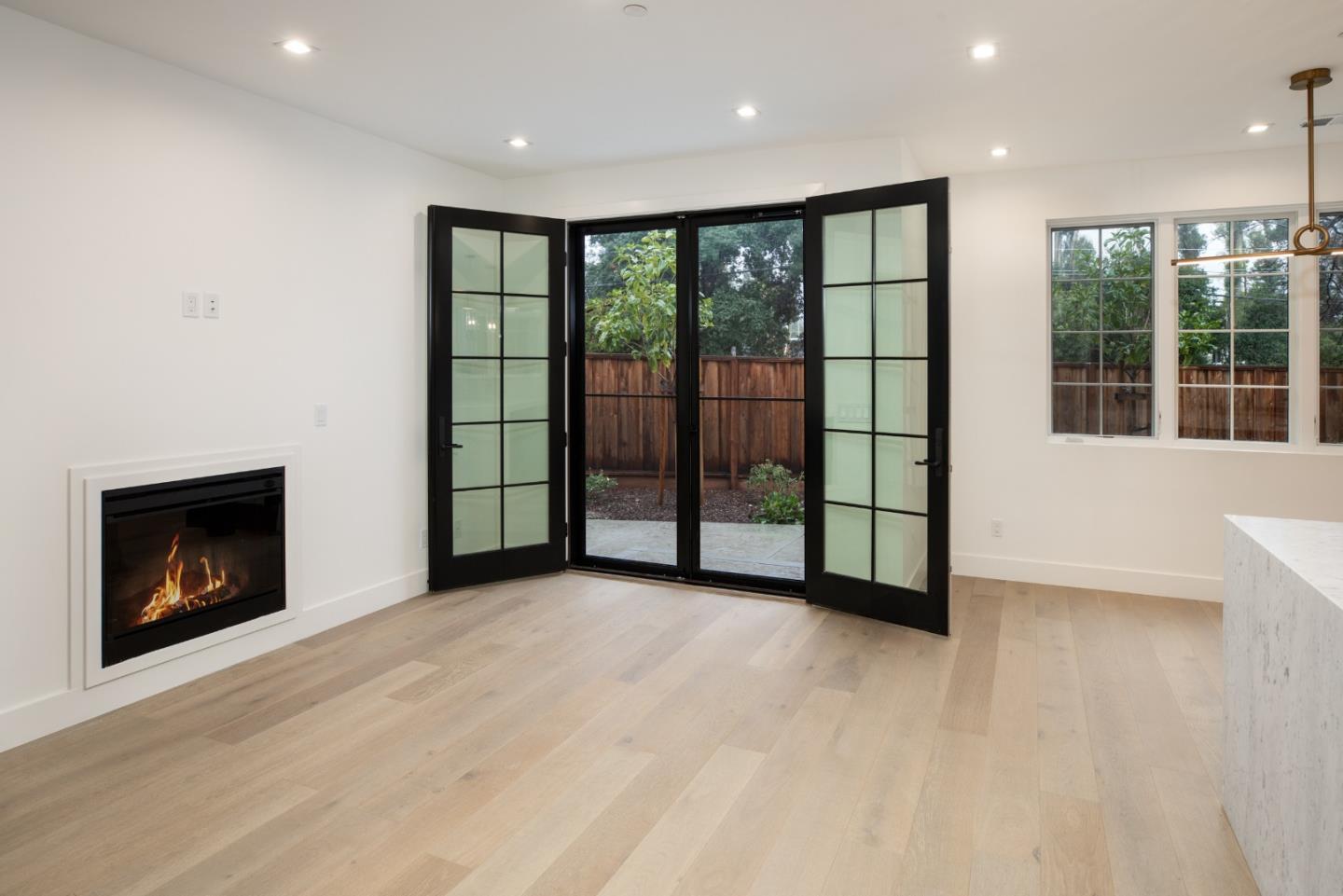 737 Linden Avenue