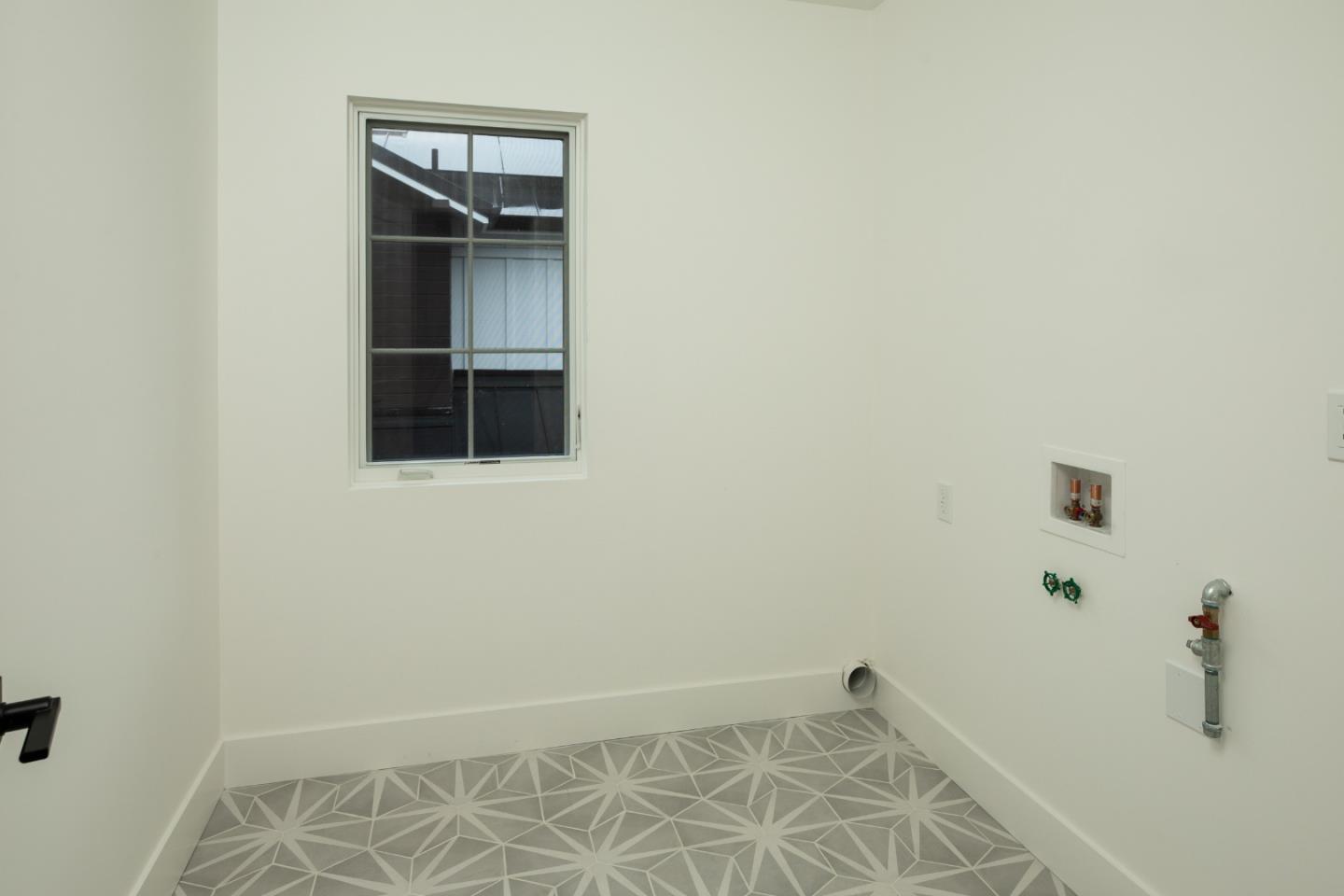 737 Linden Avenue
