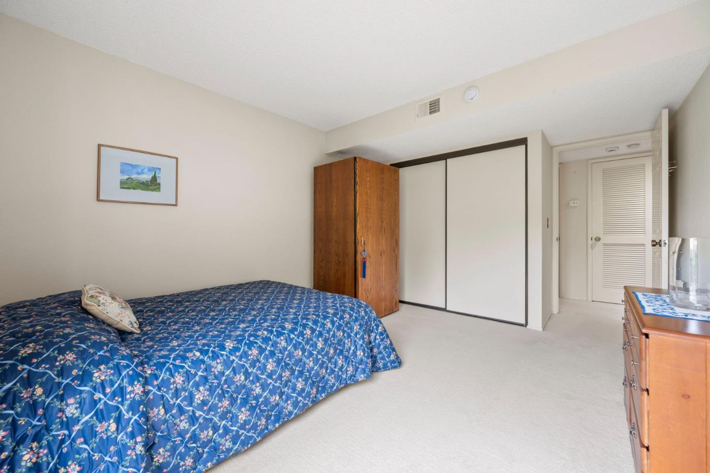 35 West 20th Avenue 205