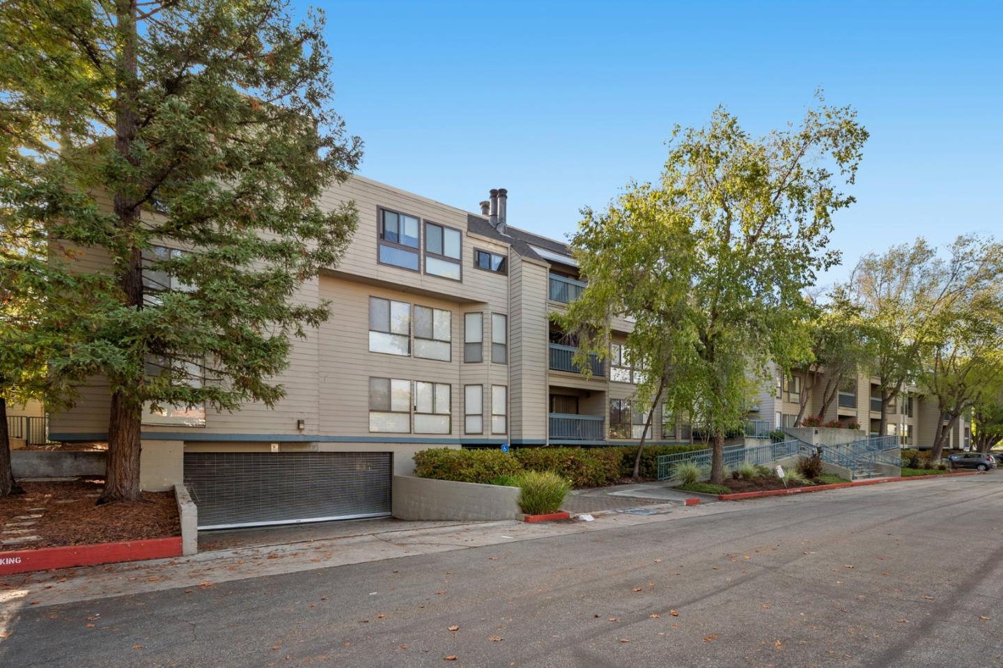 35 West 20th Avenue 205