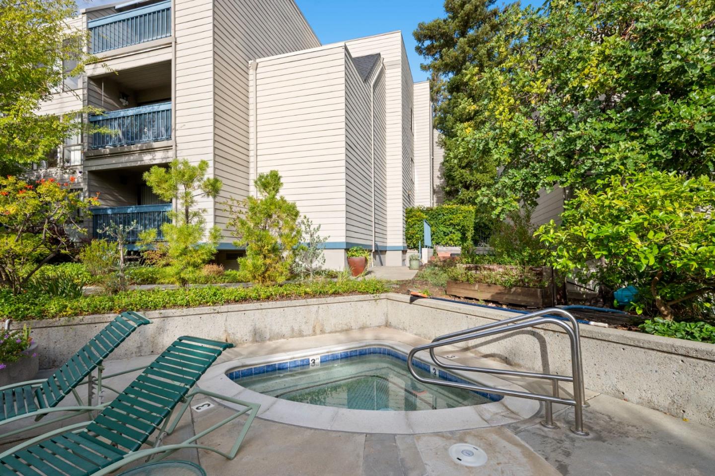 35 West 20th Avenue 205