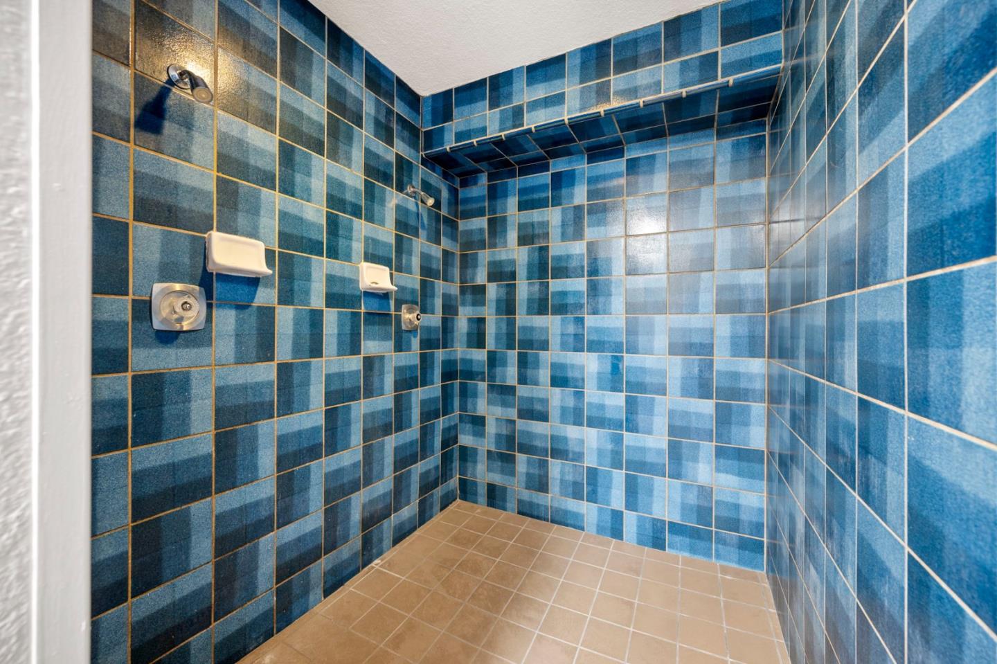 35 West 20th Avenue 205