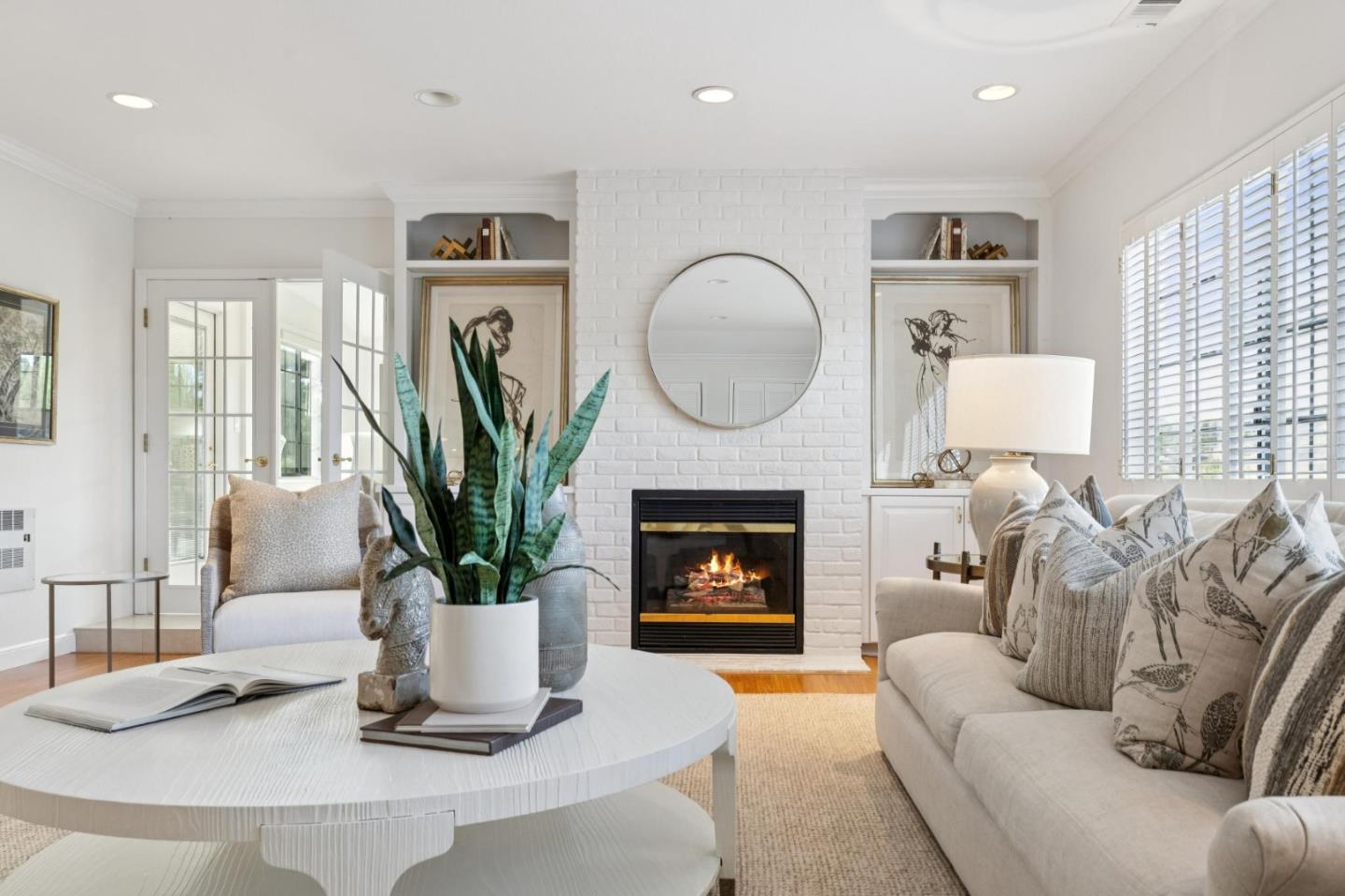 1418 Crestwood Court