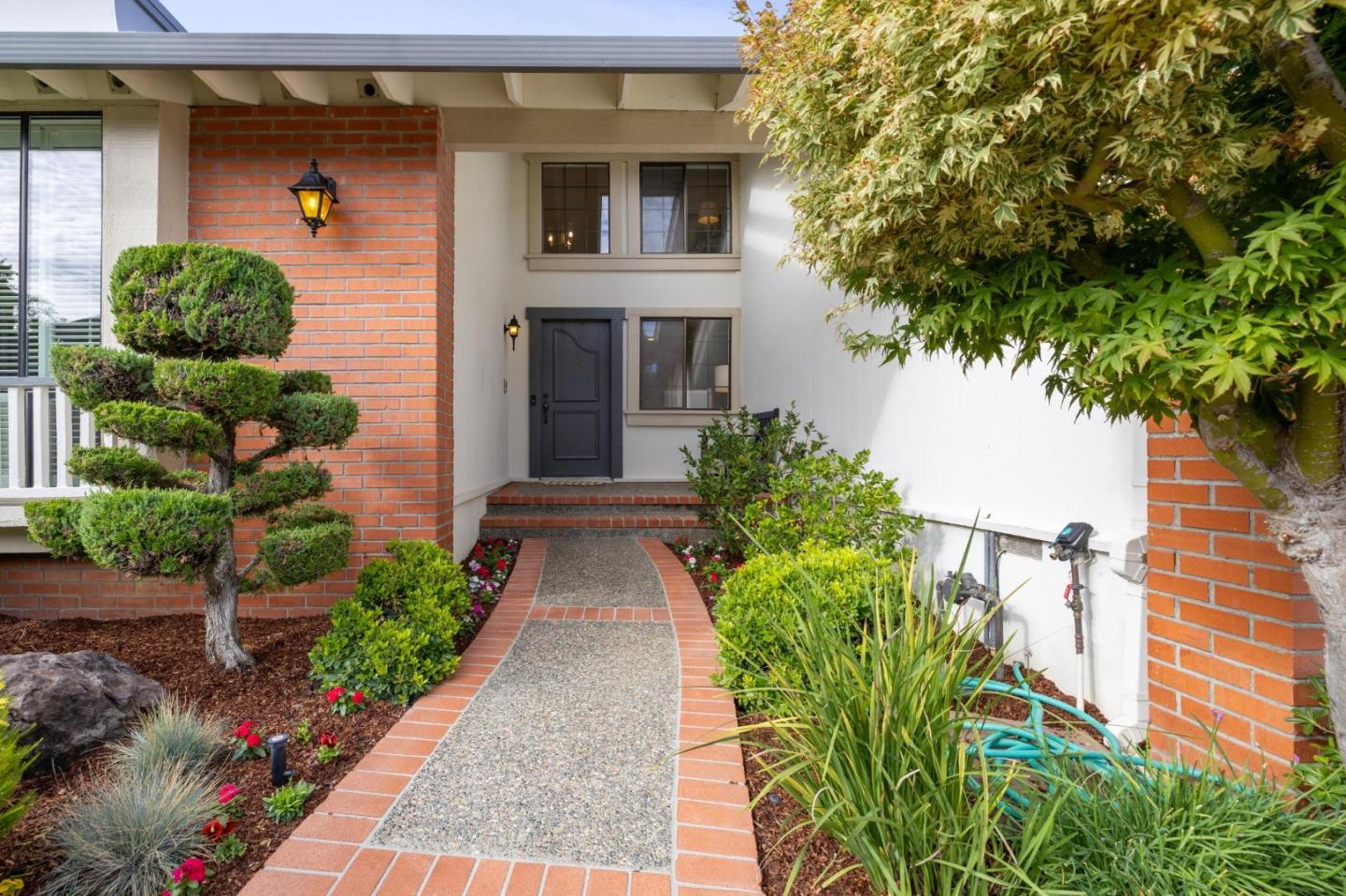 1418 Crestwood Court
