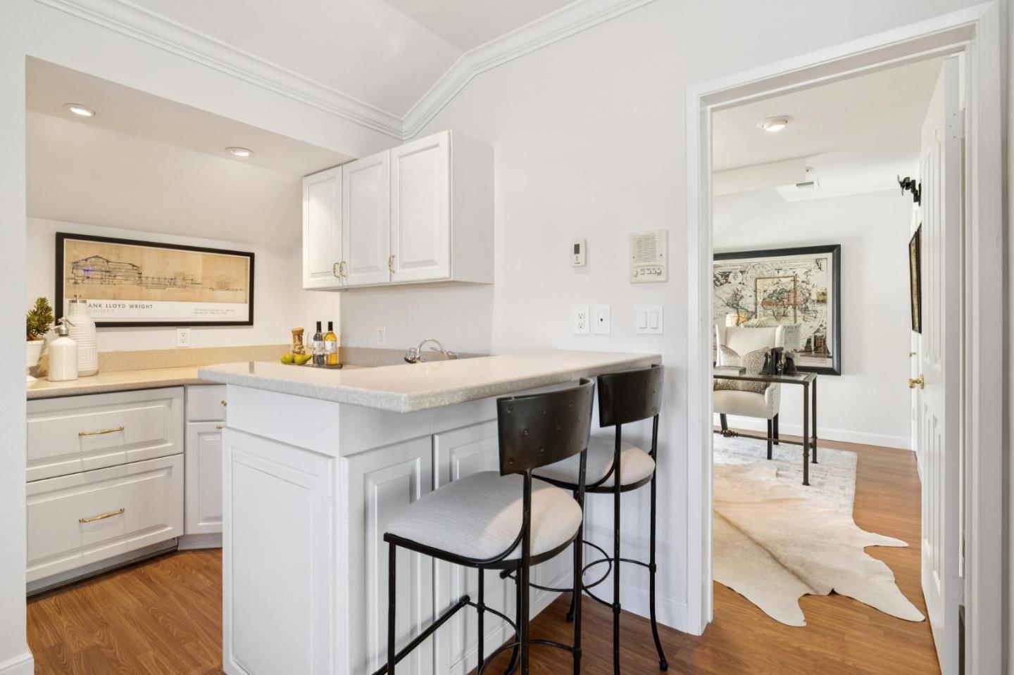 1418 Crestwood Court