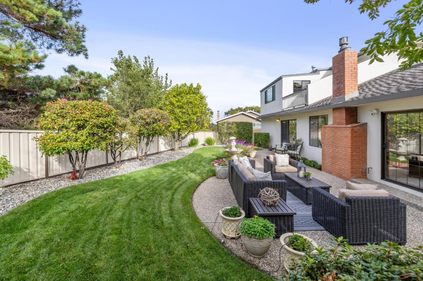 1418 Crestwood Court