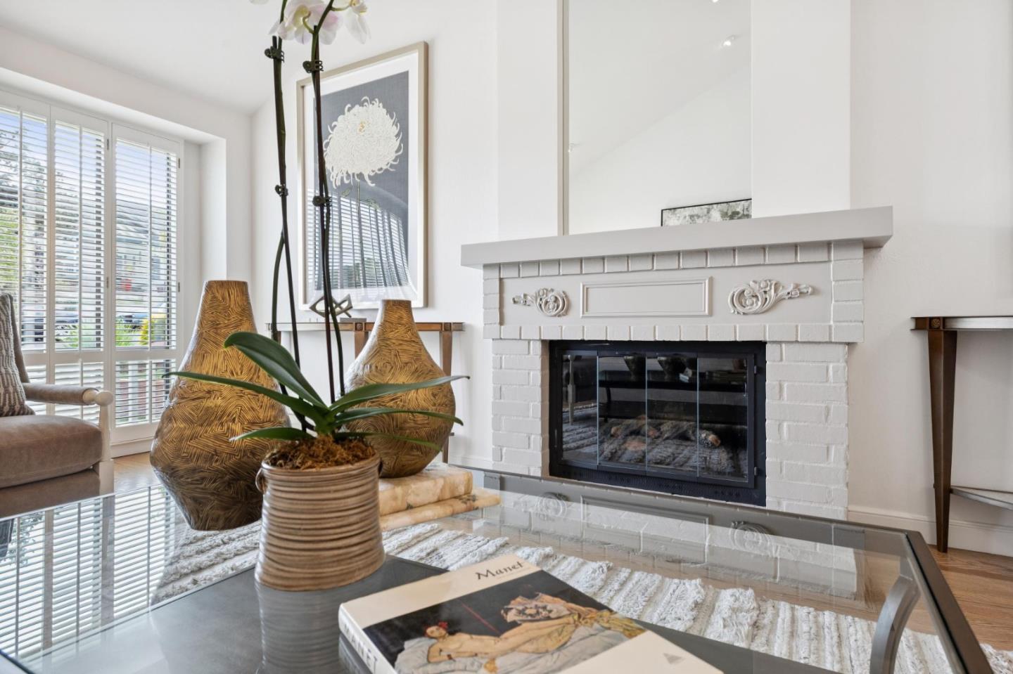 1418 Crestwood Court