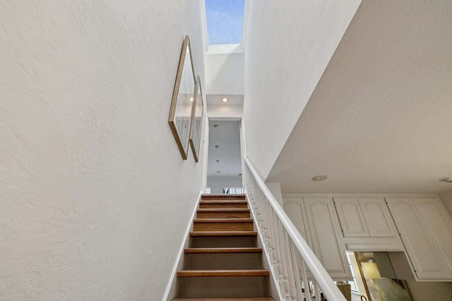 1418 Crestwood Court