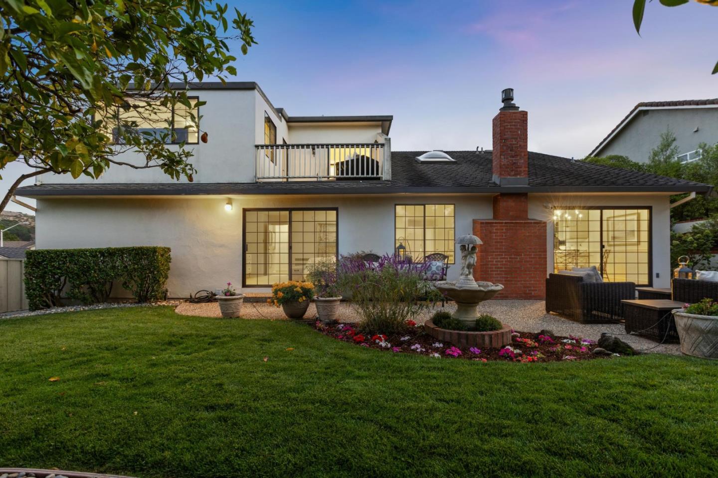1418 Crestwood Court