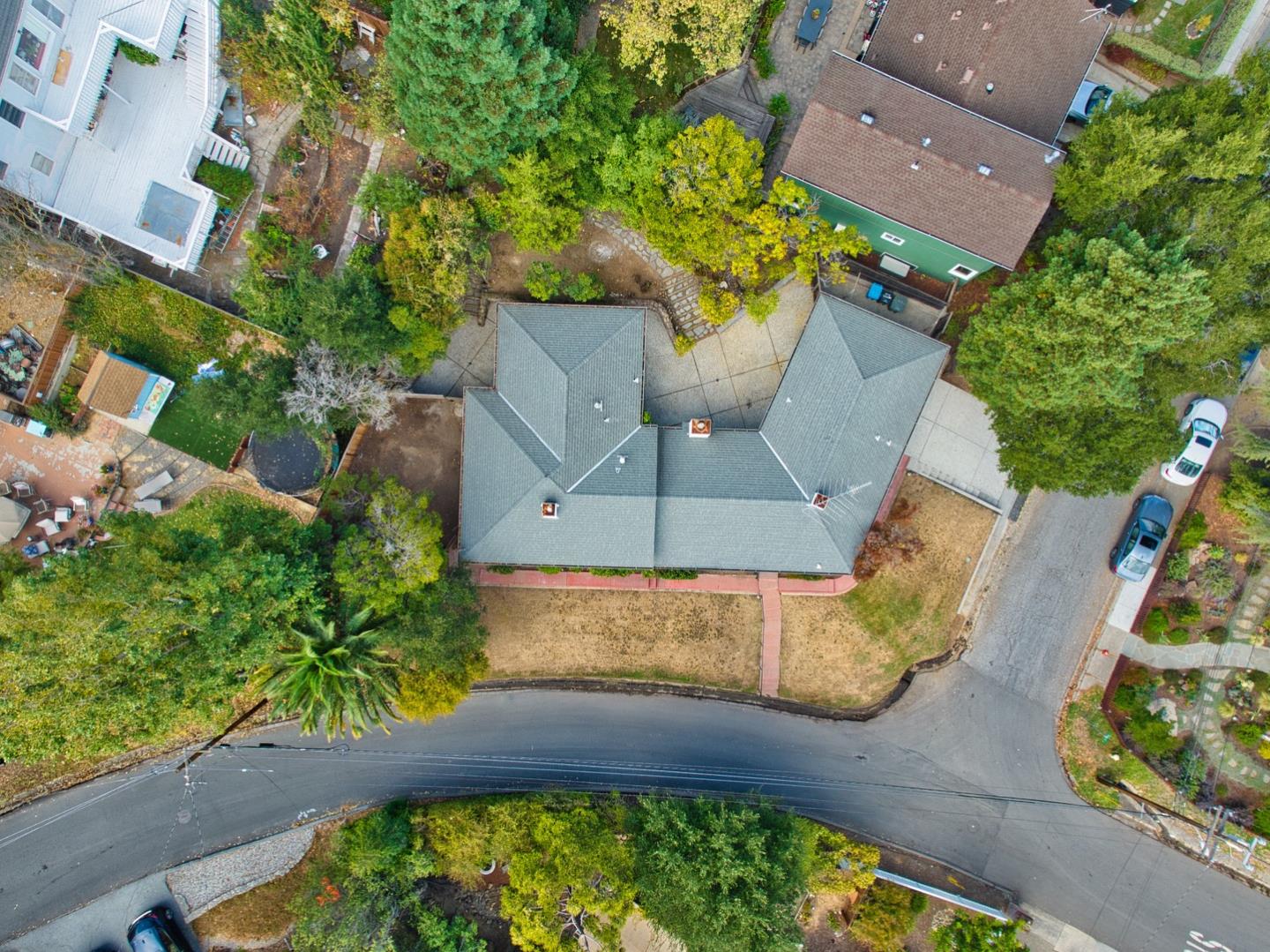 300 Manzanita Avenue