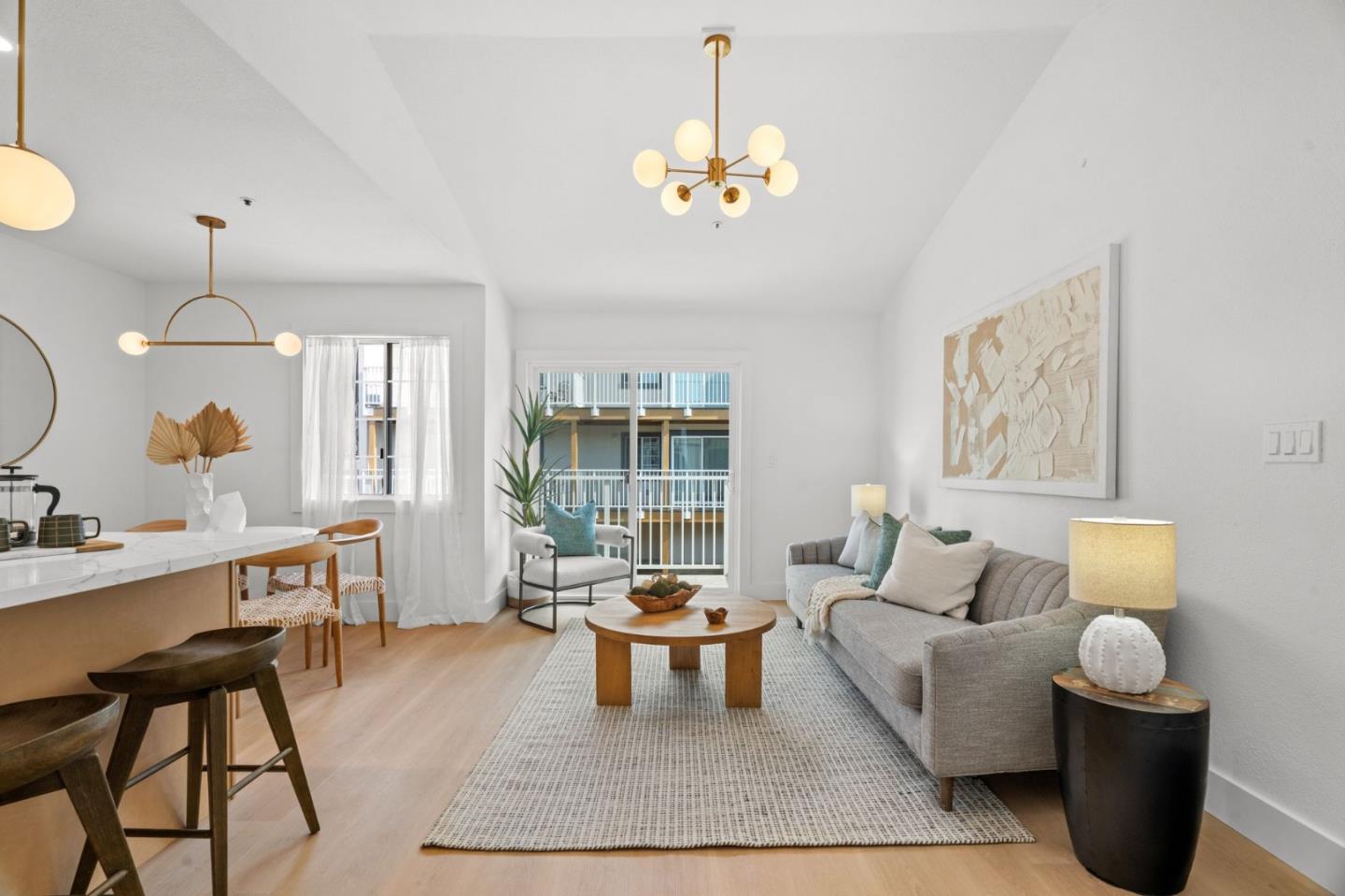 1003 San Antonio Circle 303