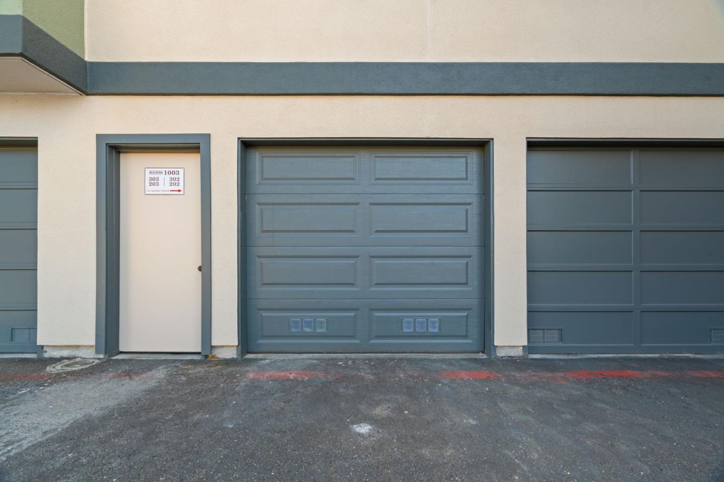 1003 San Antonio Circle 303