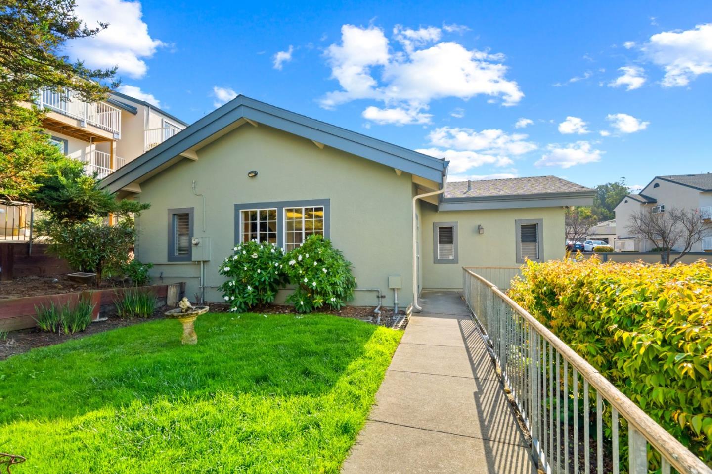 1003 San Antonio Circle 303