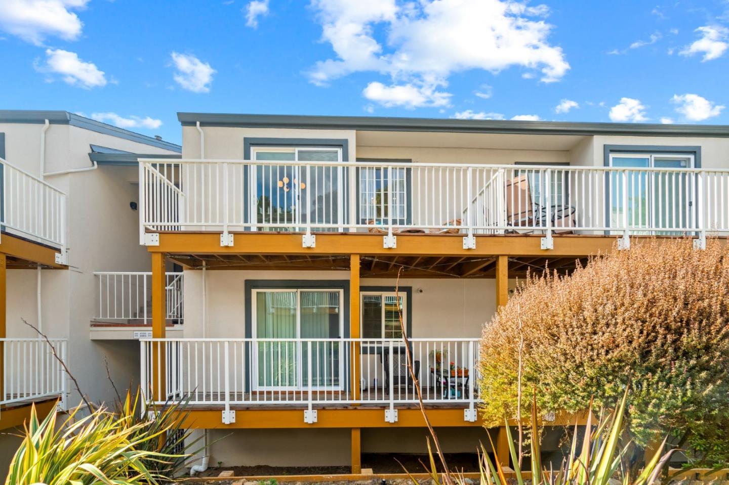 1003 San Antonio Circle 303