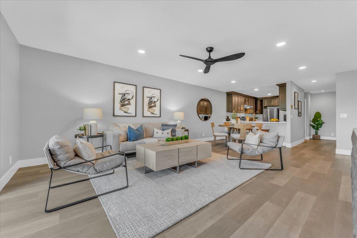 1685 Bayridge Way 204