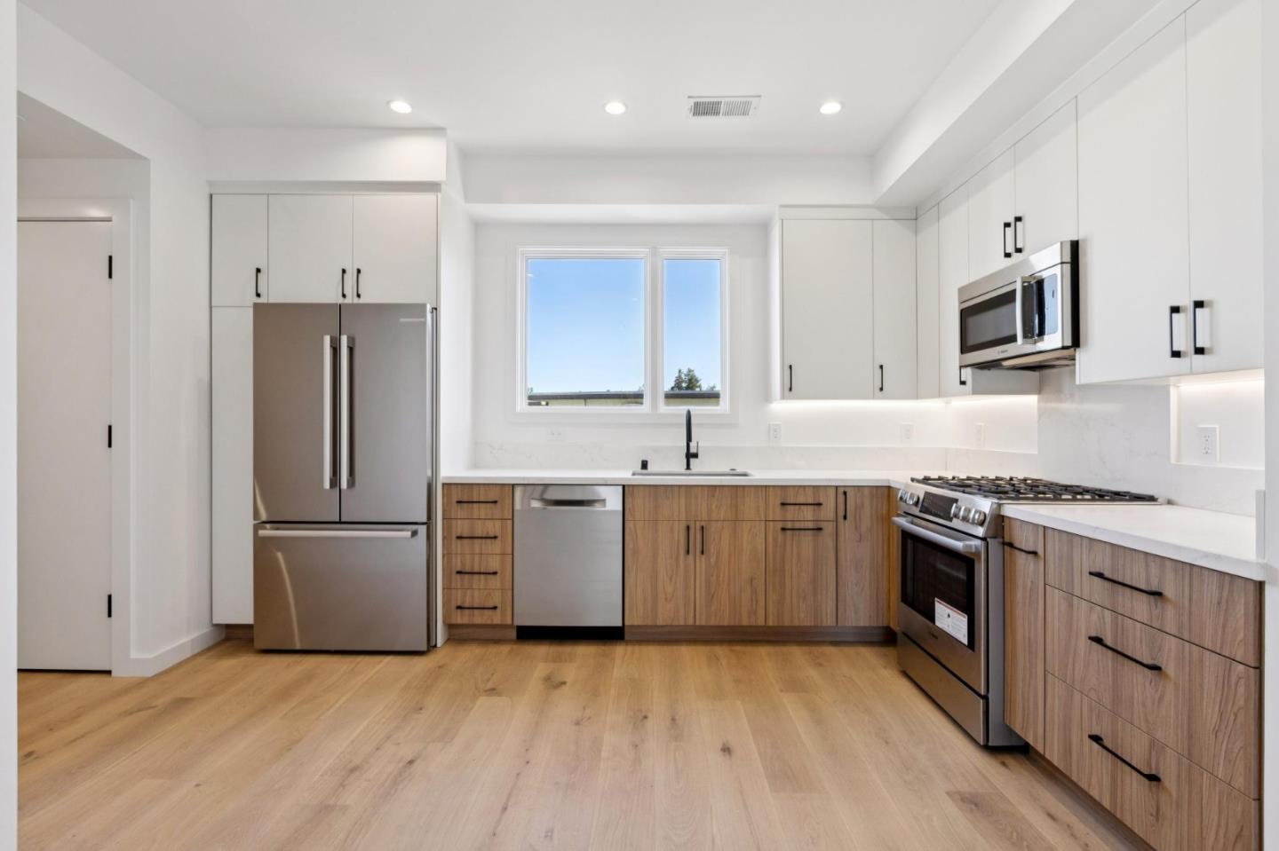 1433 Floribunda Avenue 7