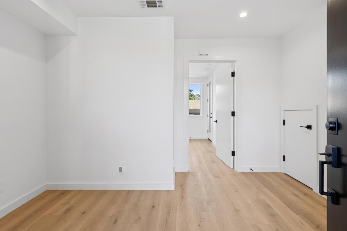 1433 Floribunda Avenue 7