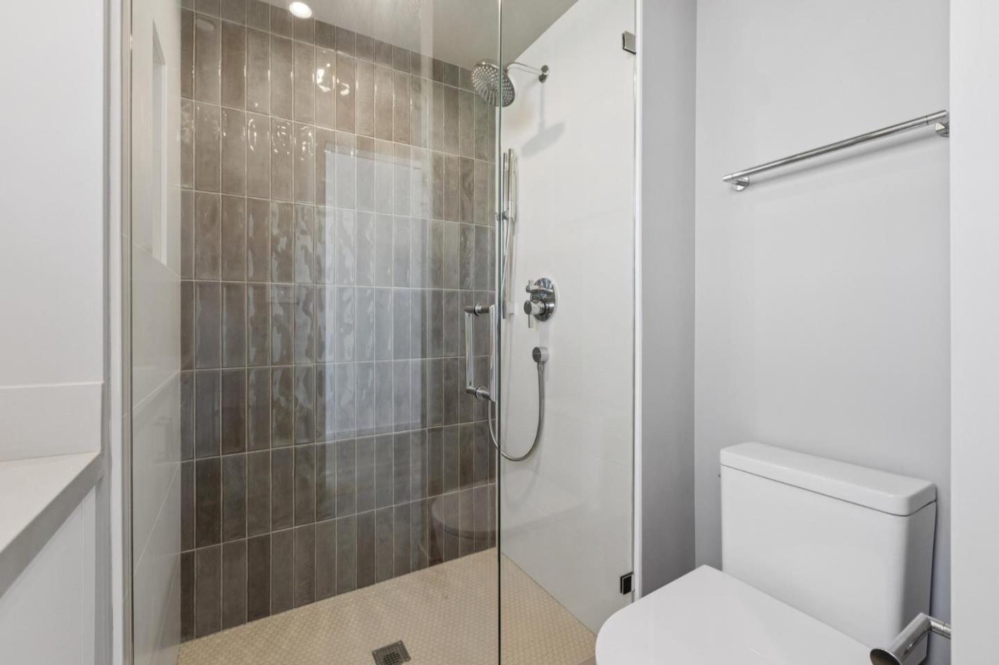 1433 Floribunda Avenue 7