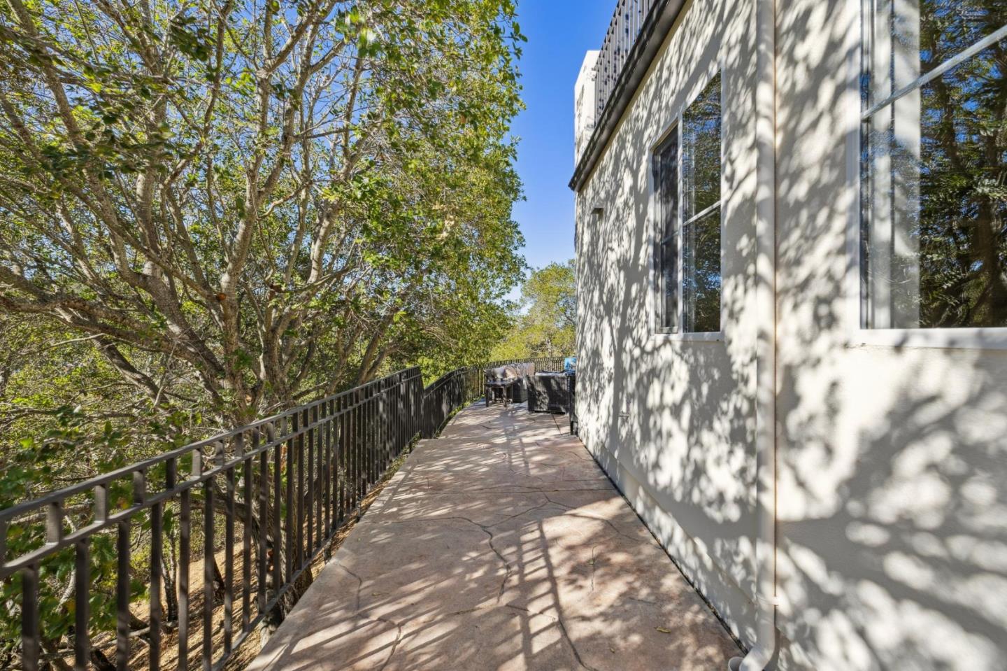 289 Kings Court