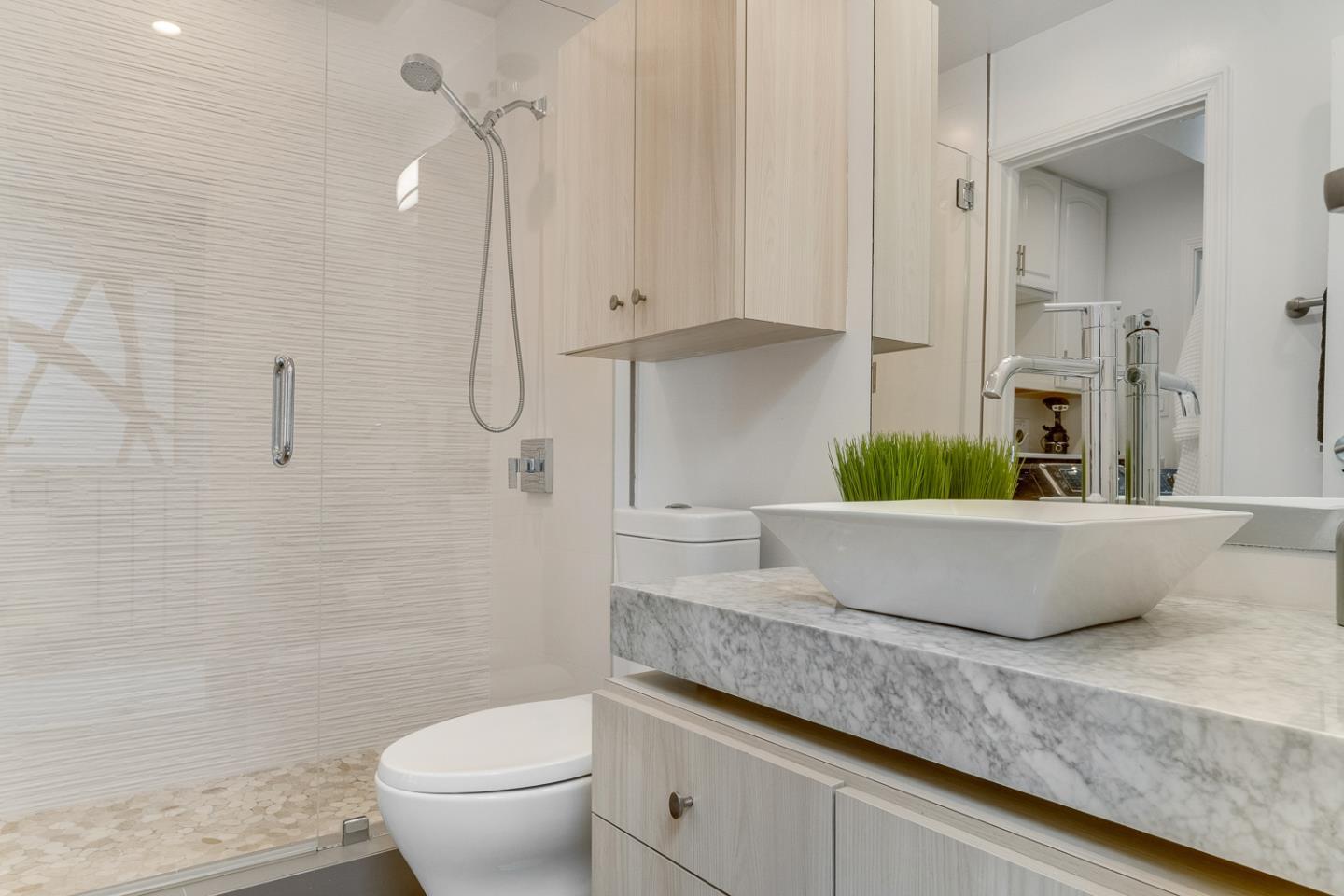 808 North Delaware Street