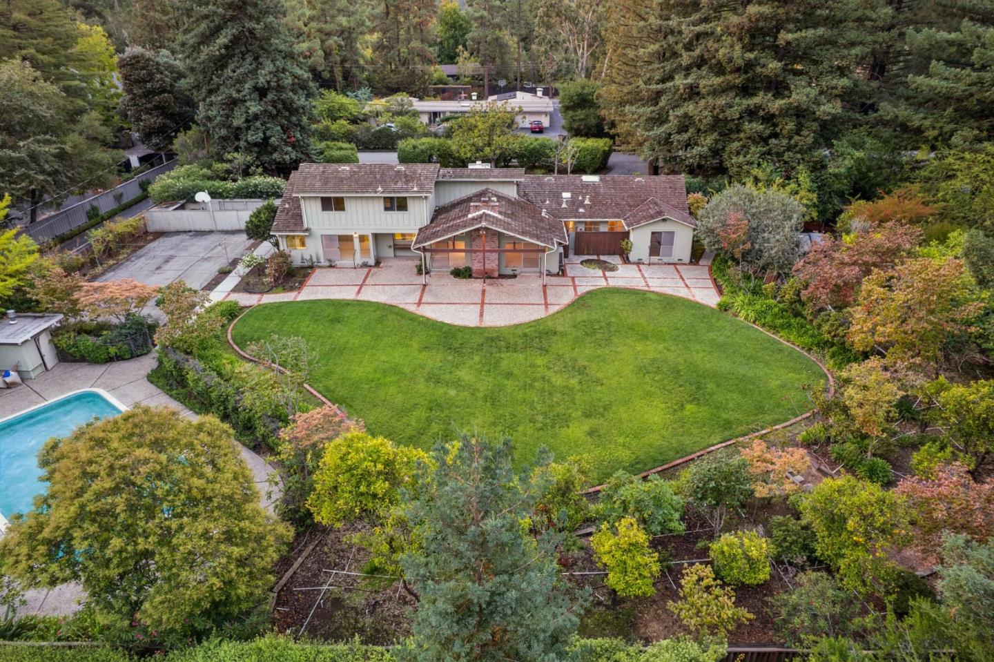 57 Fairview Avenue