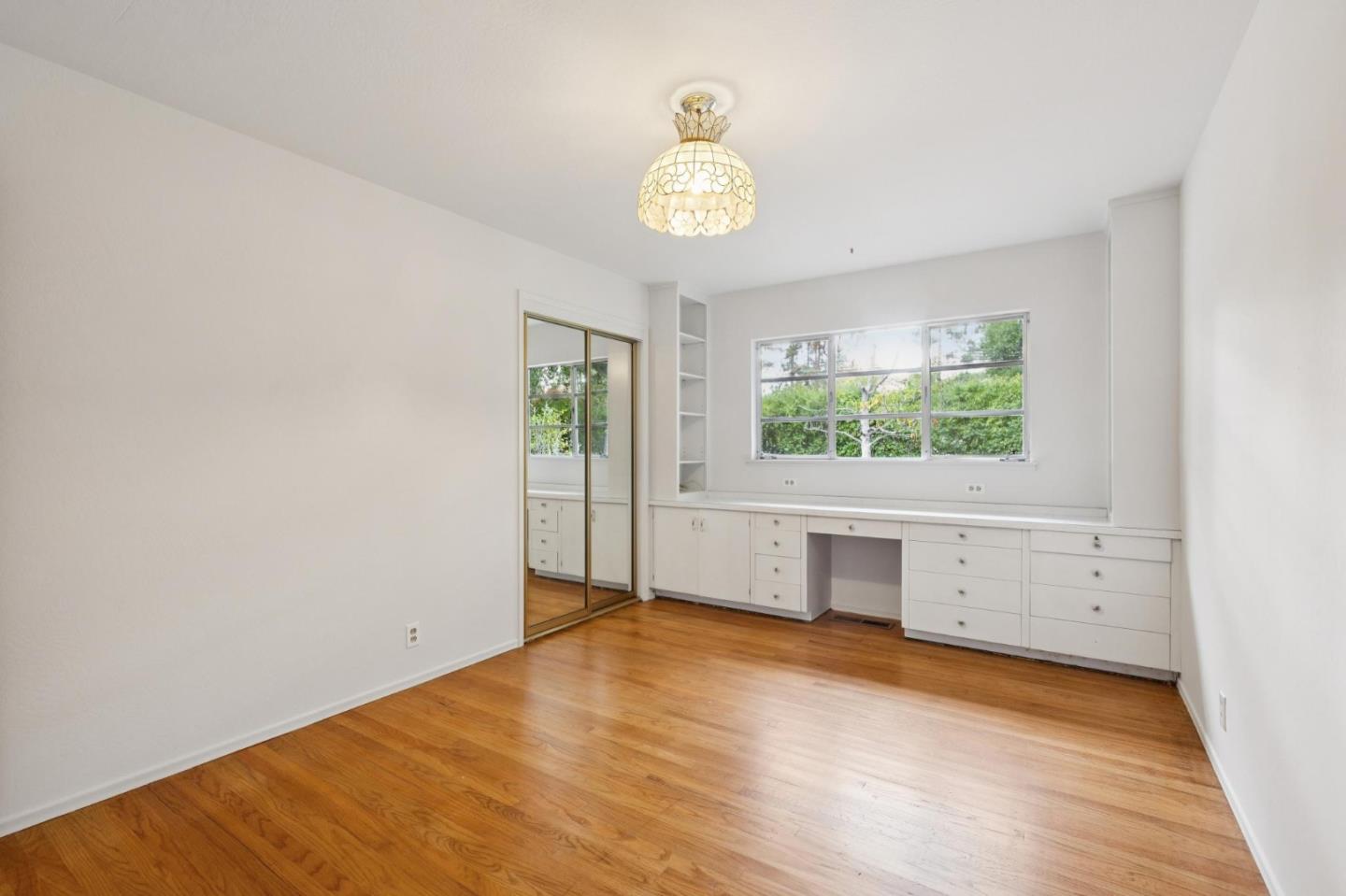 57 Fairview Avenue