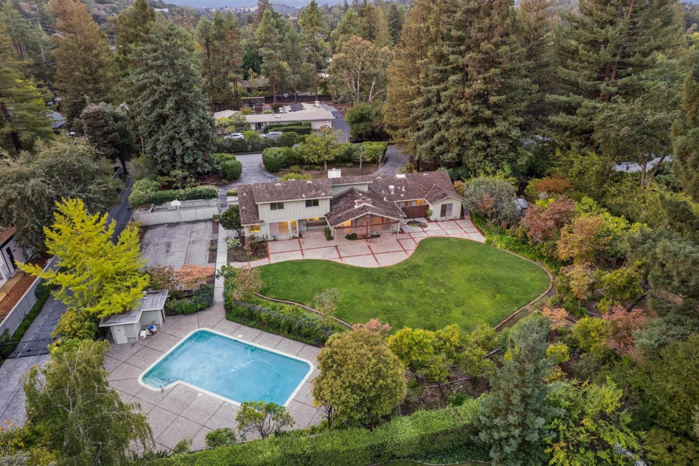 57 Fairview Avenue