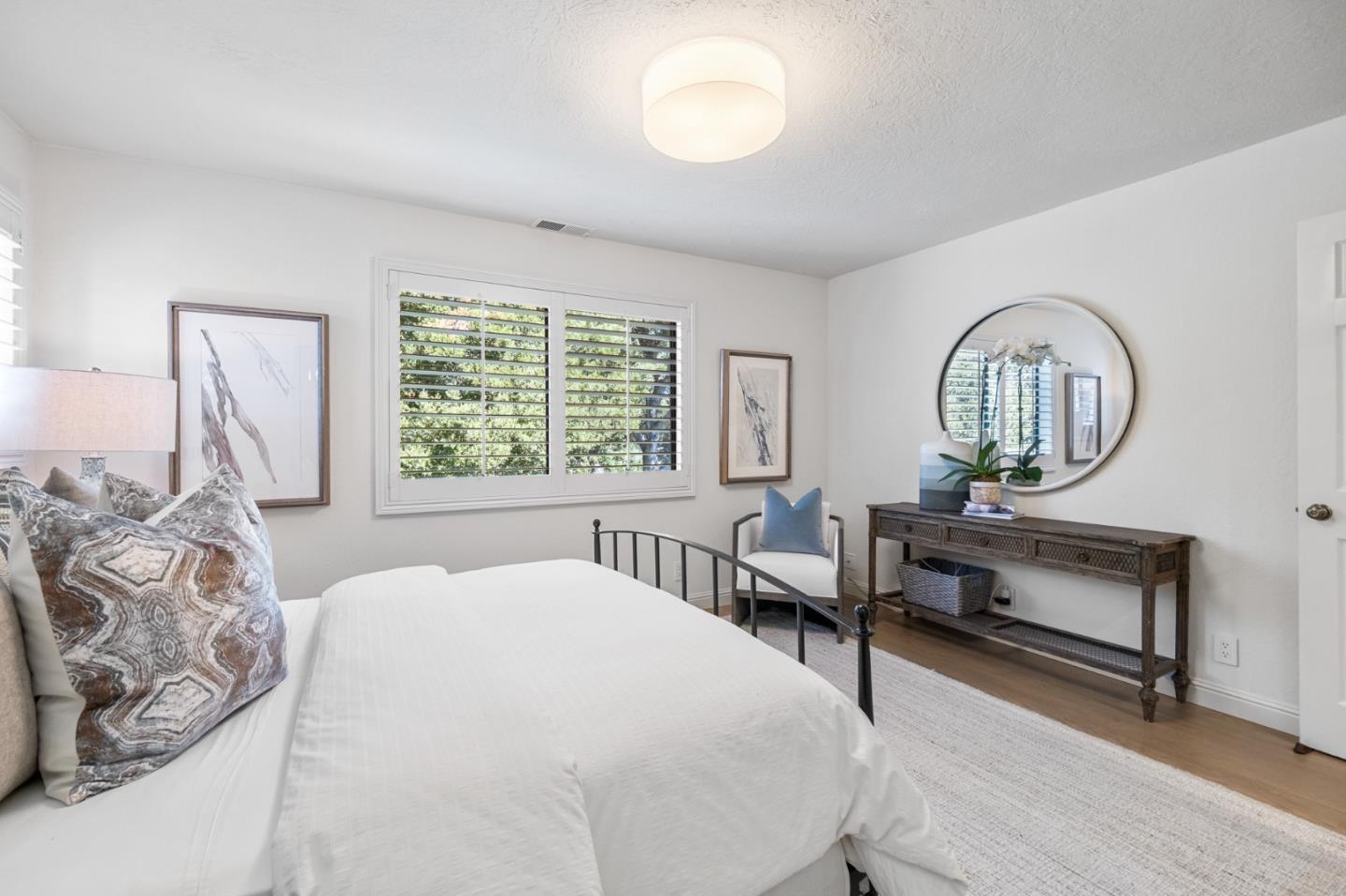 1568 Columbus Avenue