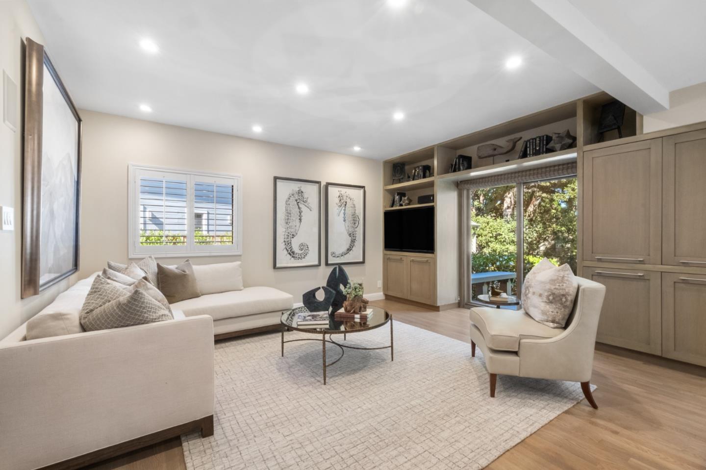 1568 Columbus Avenue