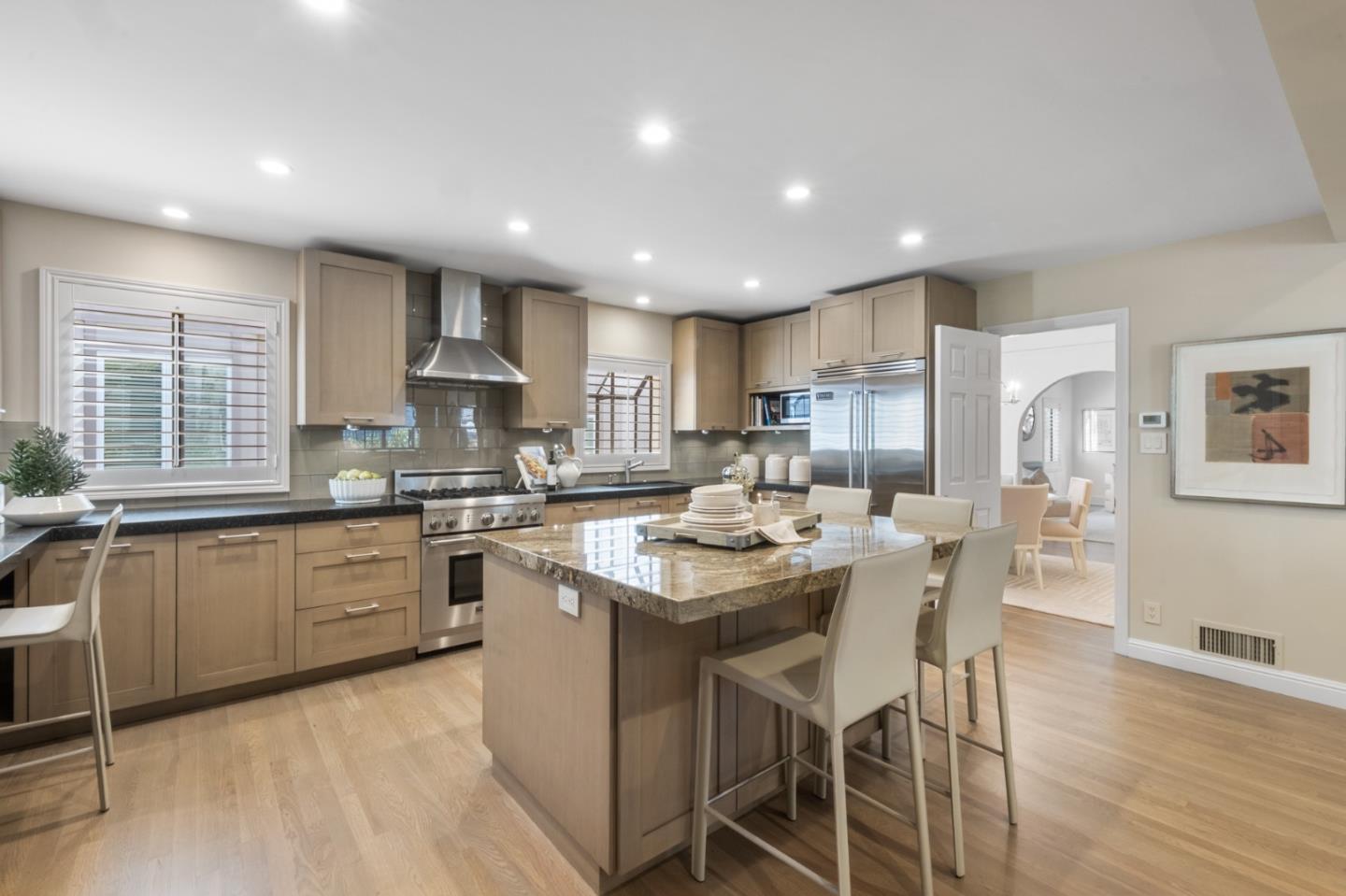 1568 Columbus Avenue