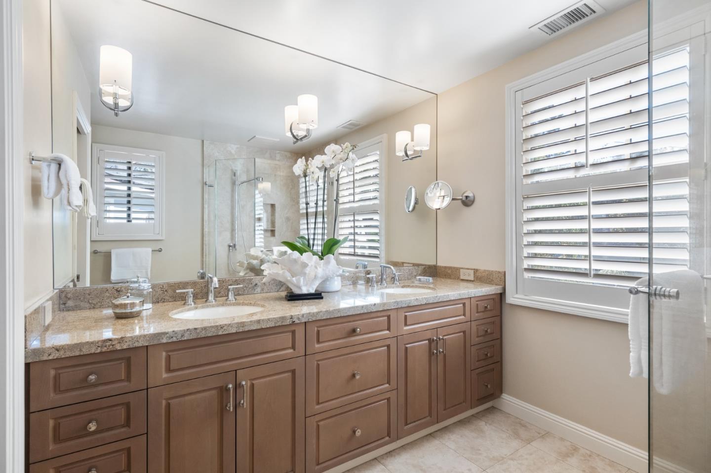 1568 Columbus Avenue