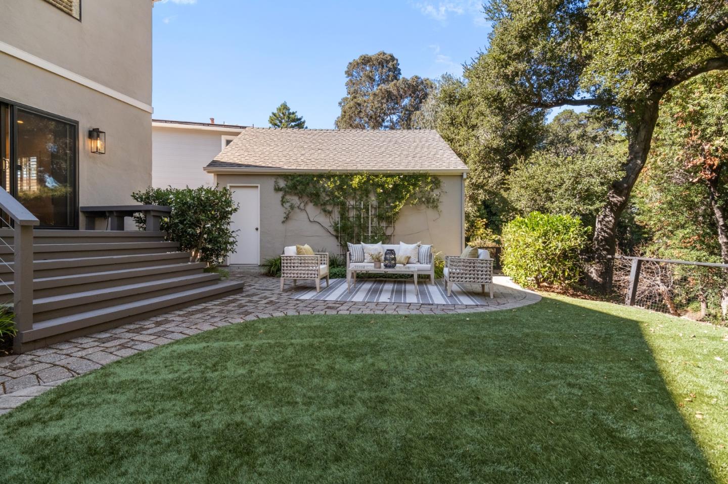 1568 Columbus Avenue