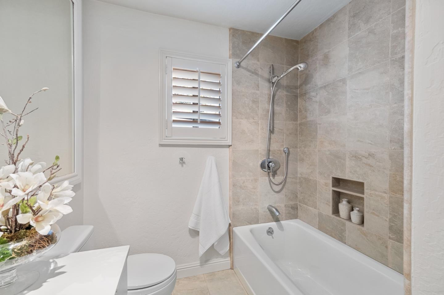 1568 Columbus Avenue