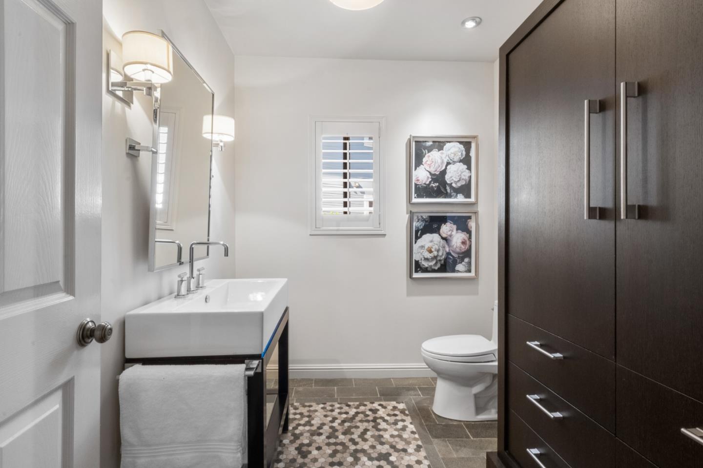 1568 Columbus Avenue