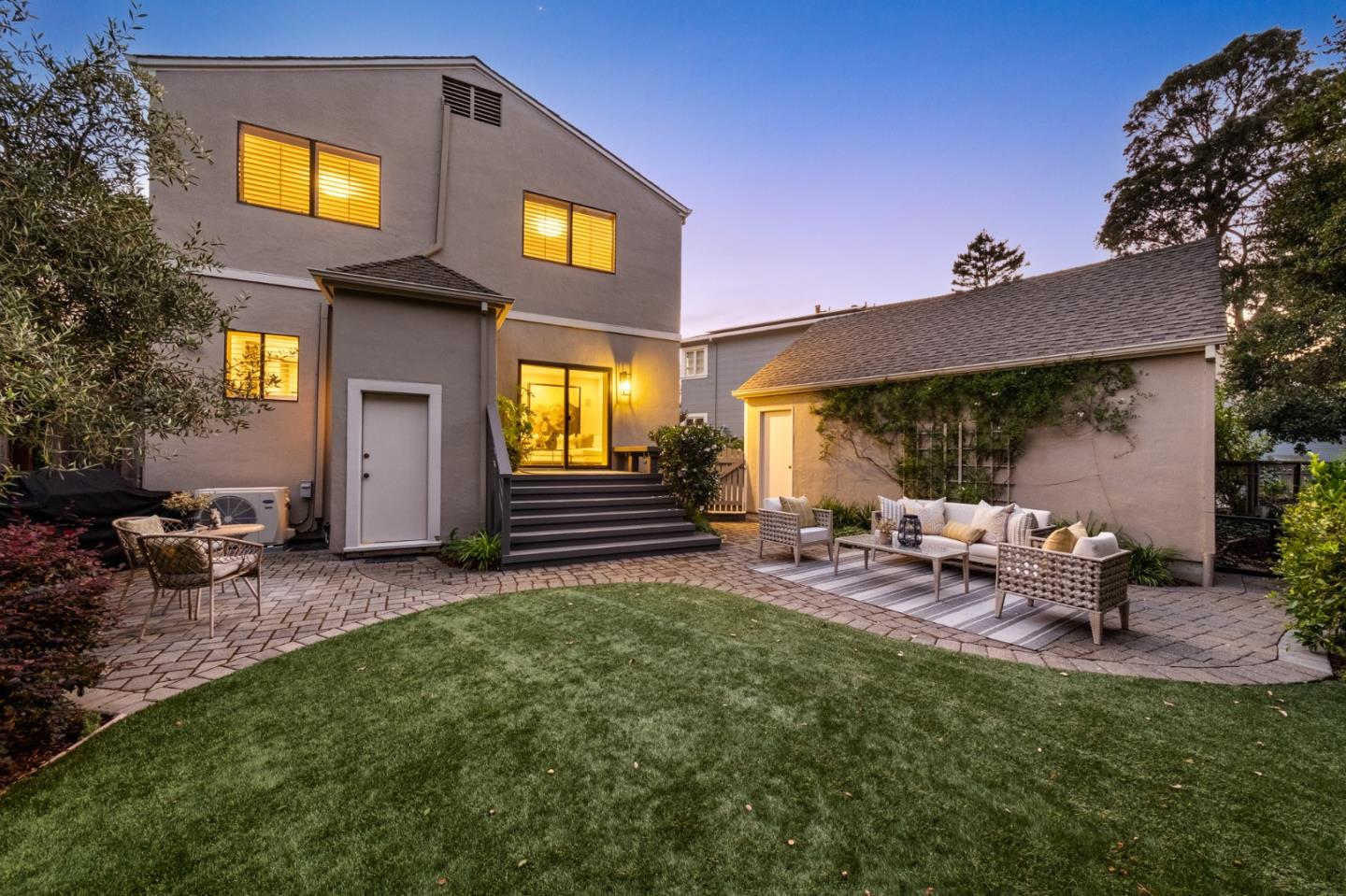 1568 Columbus Avenue