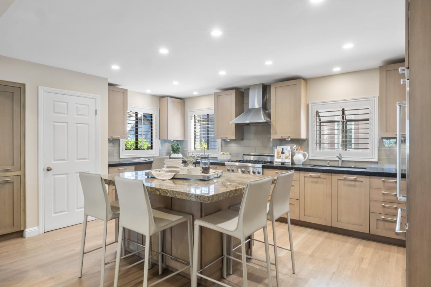 1568 Columbus Avenue