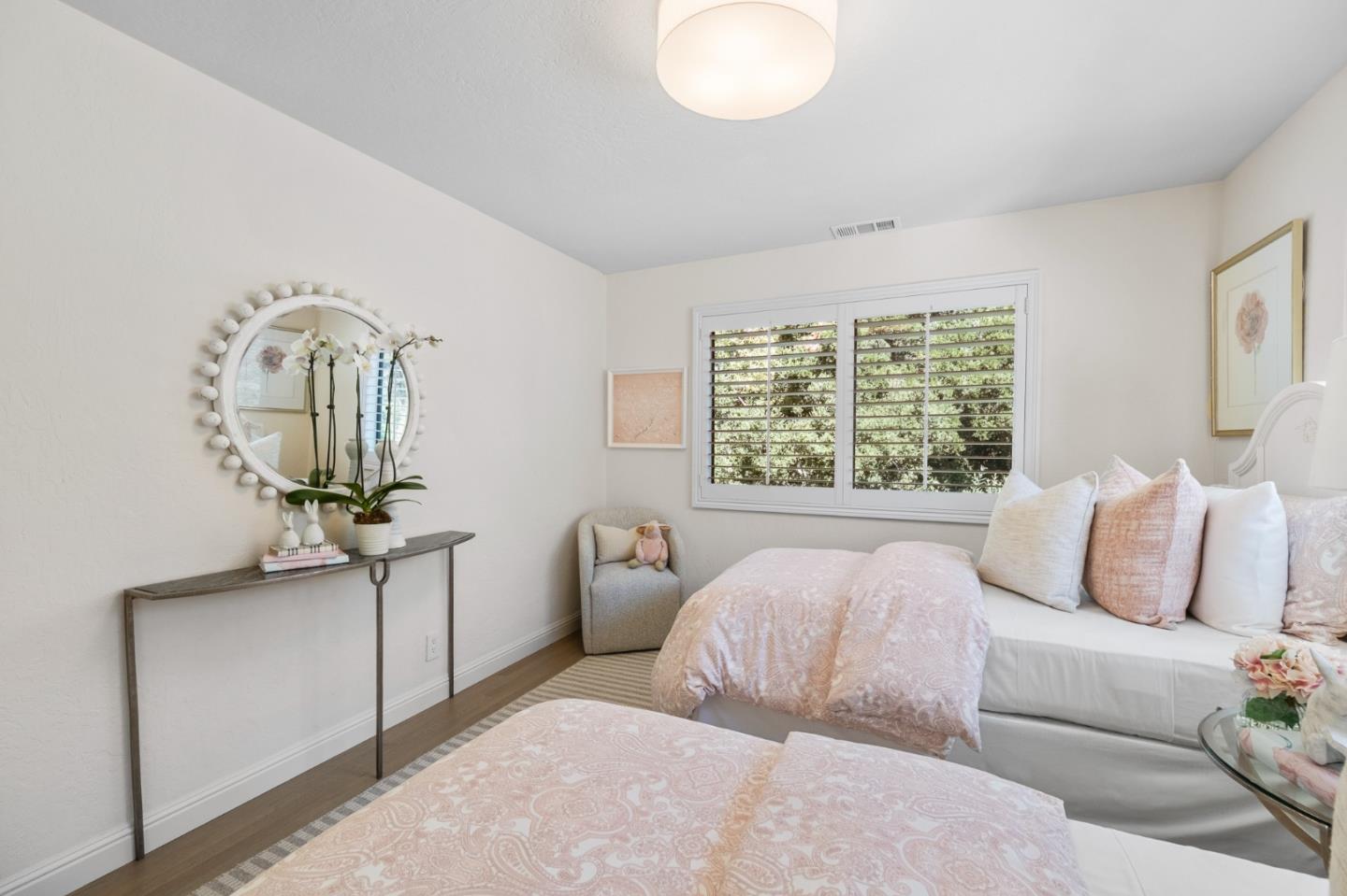 1568 Columbus Avenue