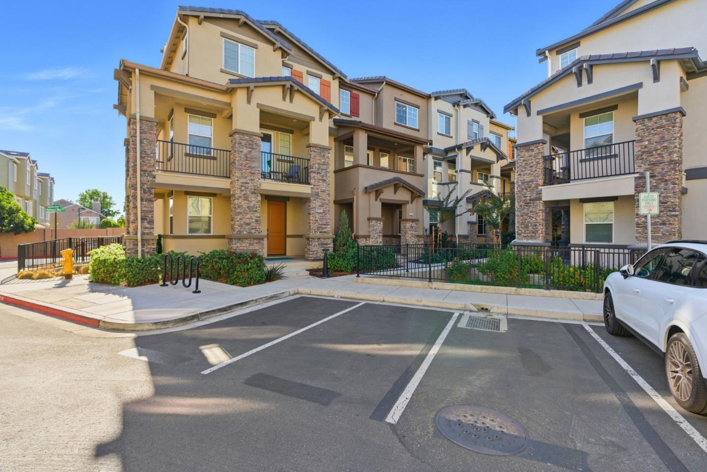 24548 Autumn Mist Way