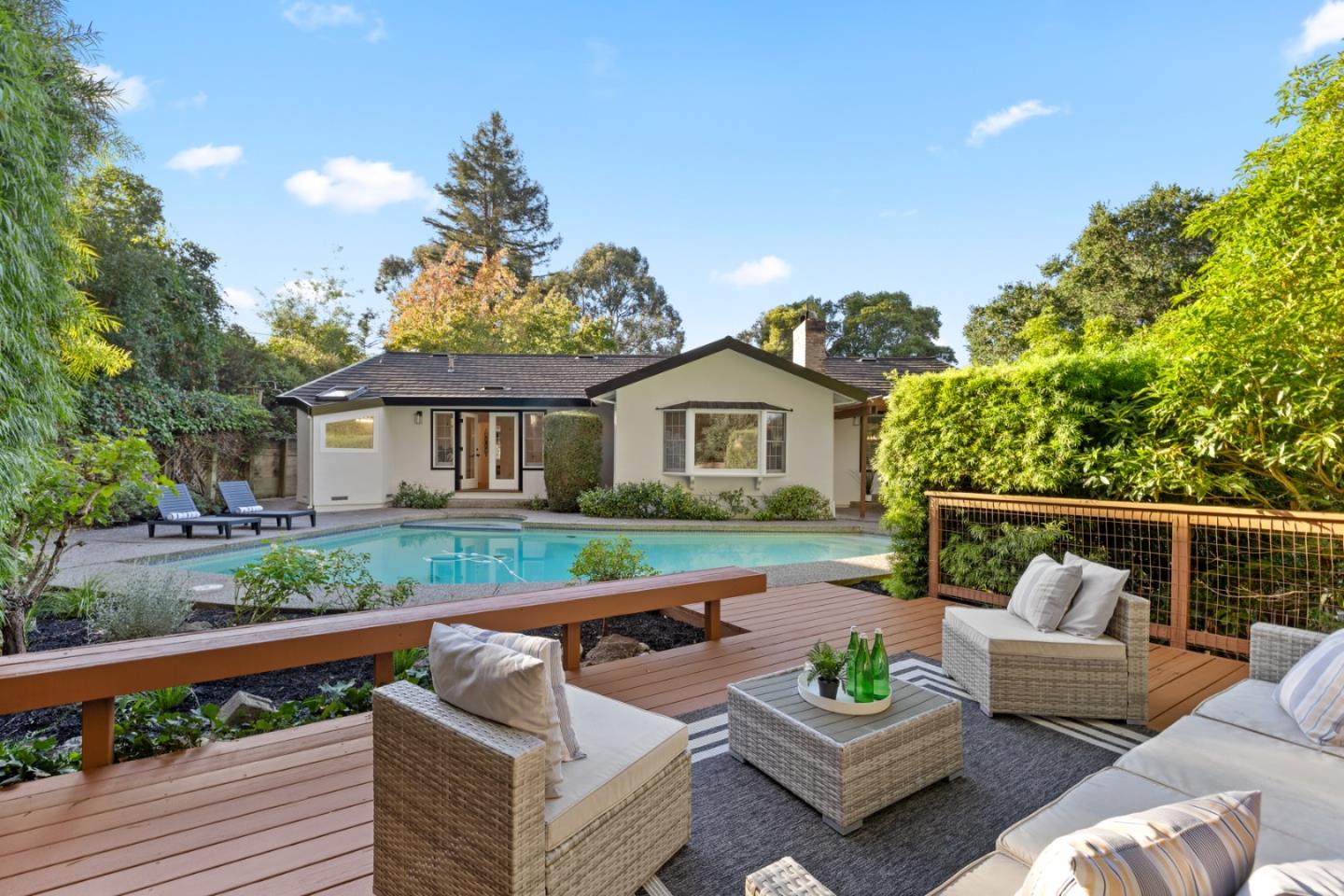 3611 Kingridge Drive