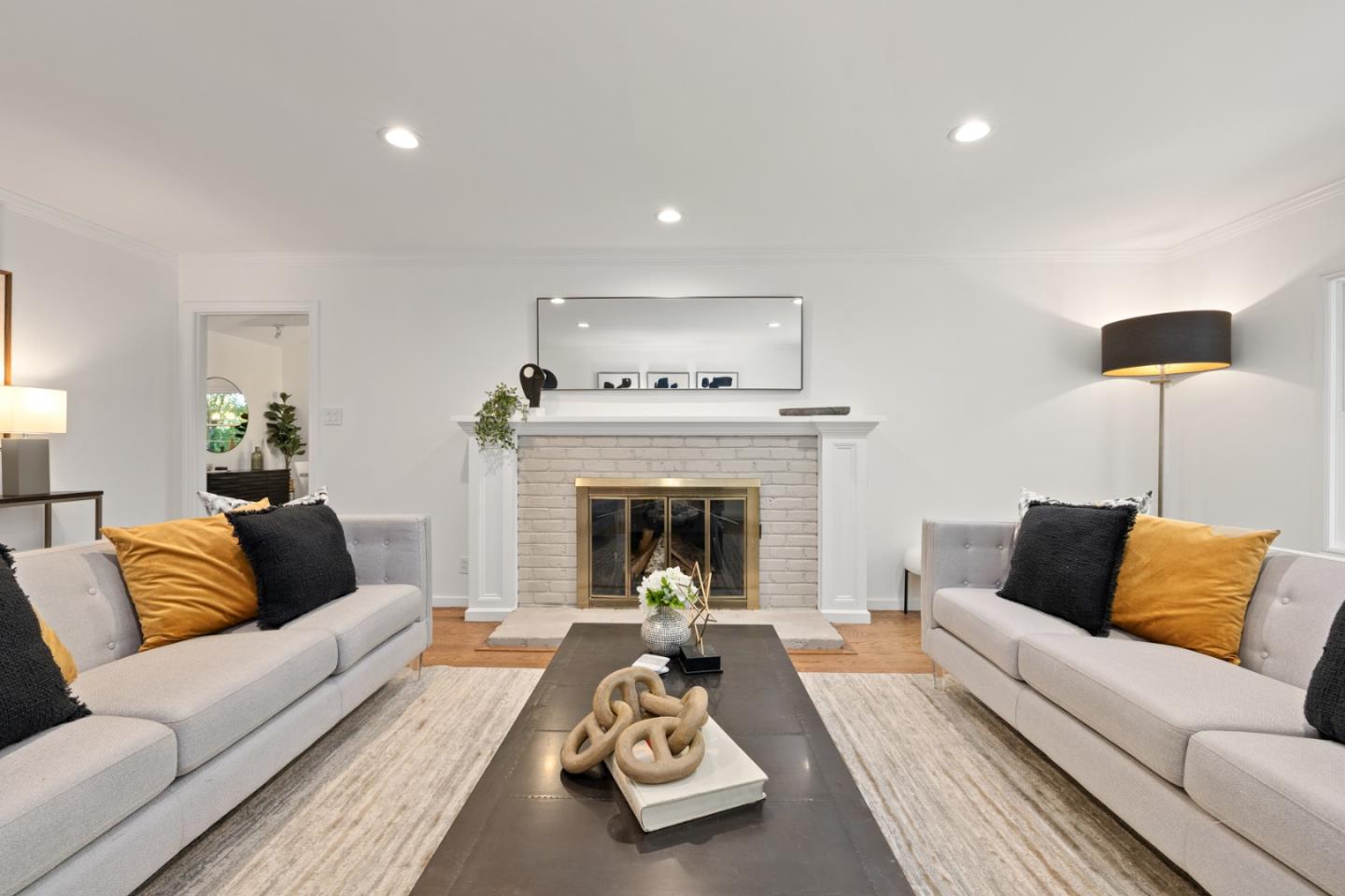 3611 Kingridge Drive