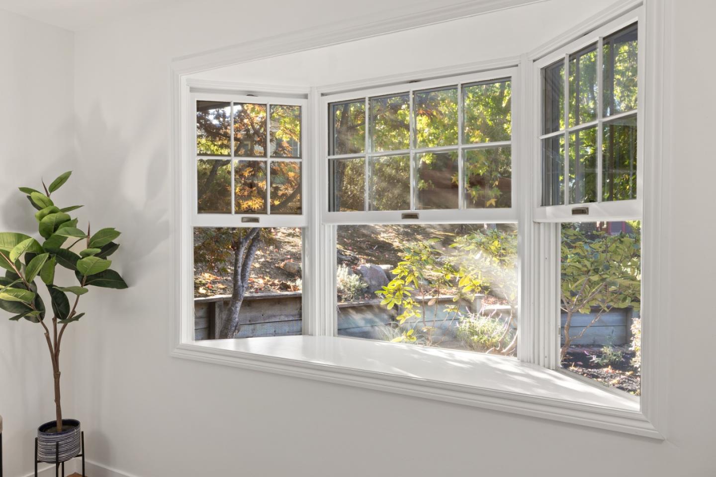 3611 Kingridge Drive