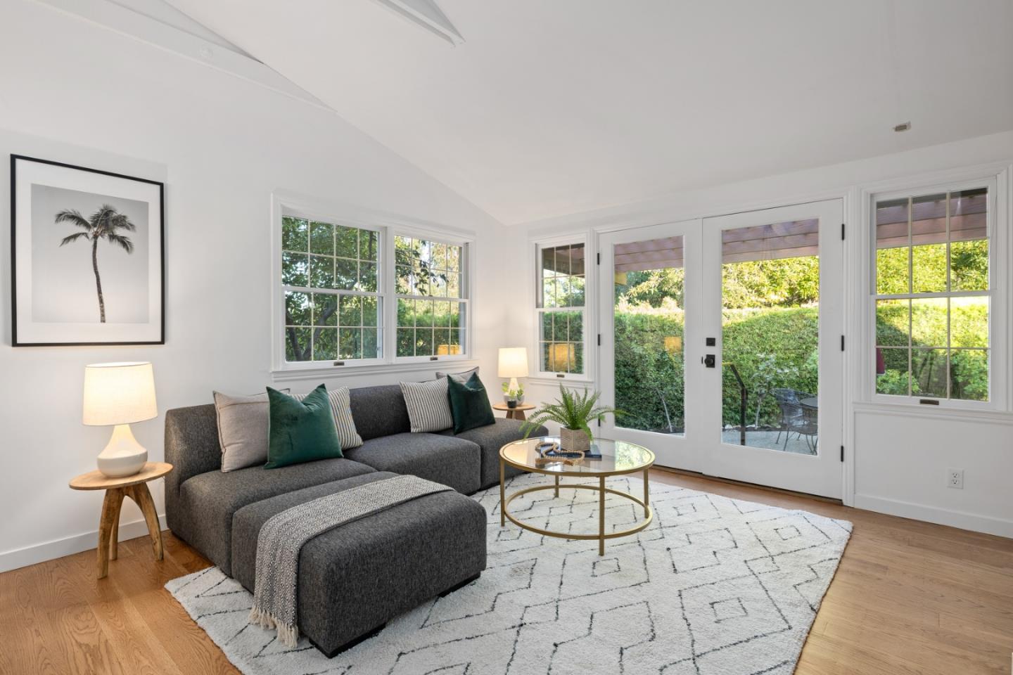 3611 Kingridge Drive