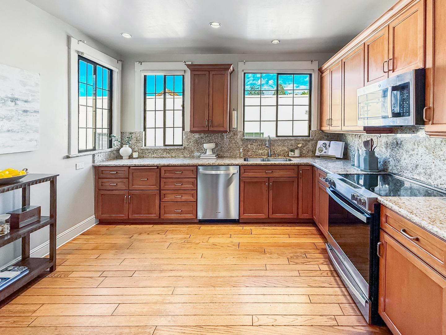 2104 Carmelita Avenue