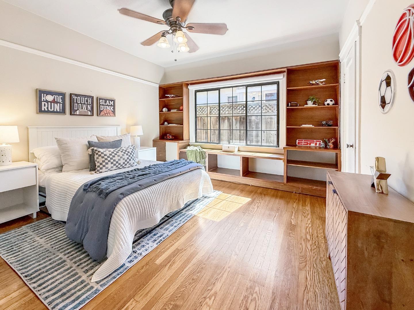 2104 Carmelita Avenue