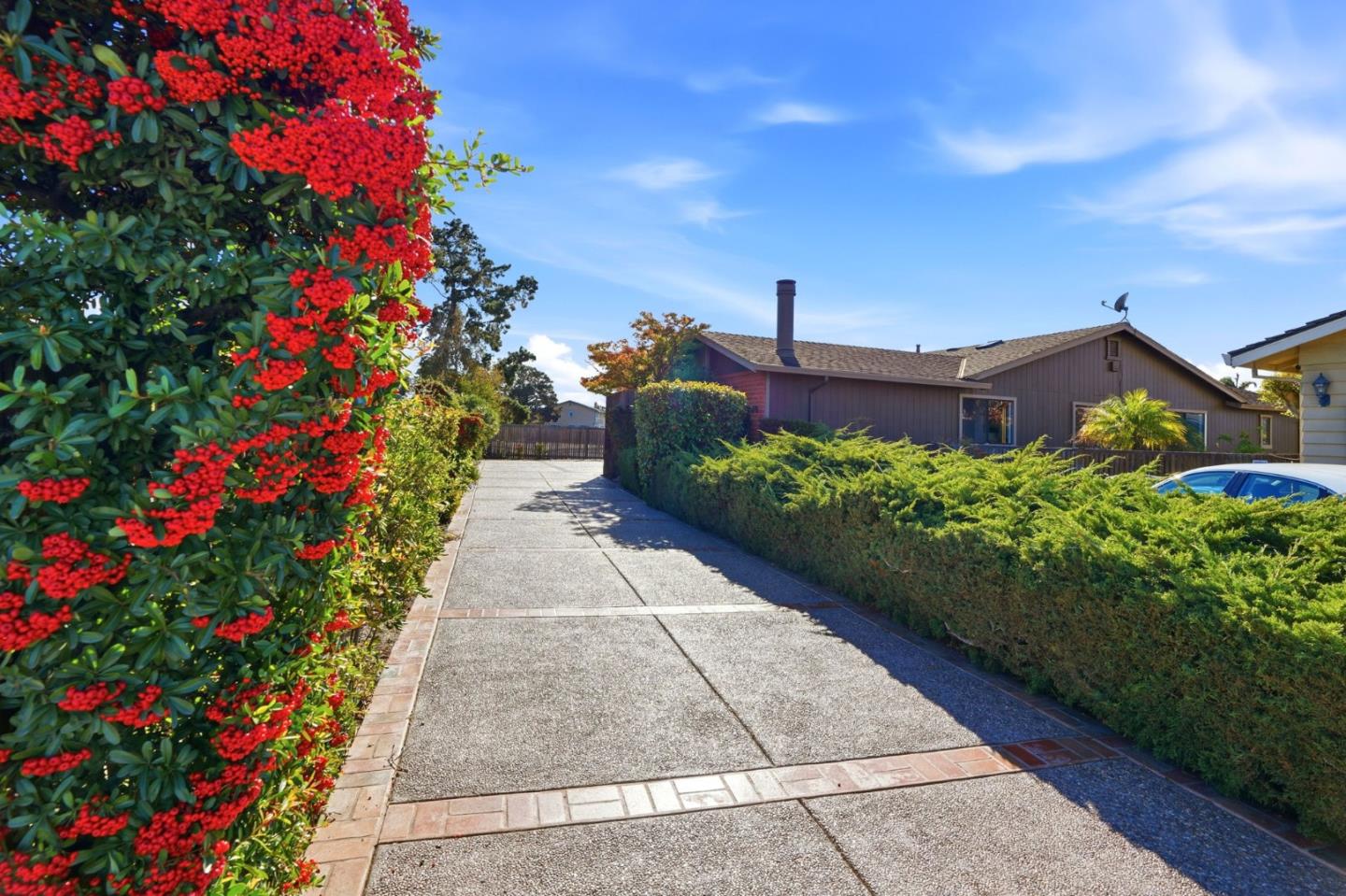 1190 Flying Fish Street