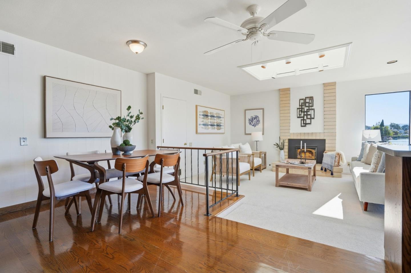 1190 Flying Fish Street