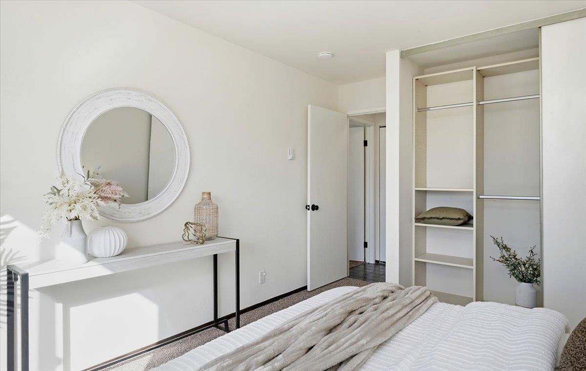 601 Leahy Street 201