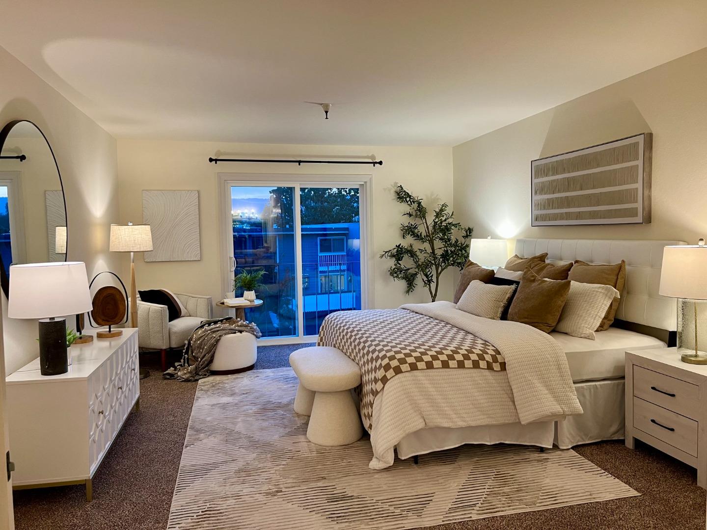 601 Leahy Street 201