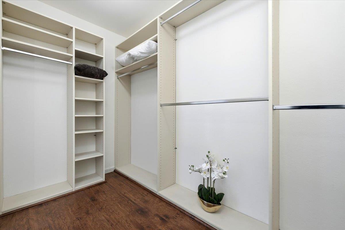 601 Leahy Street 201